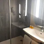 Ibis Coeur De Normandie פאלז