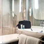 Ibis Coeur De Normandie 3* פאלז