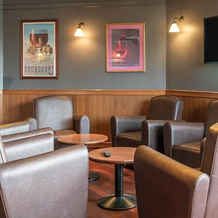 Ibis Falaise Coeur De Normandie 3*