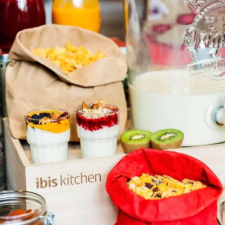 Hotel Ibis Falaise Coeur De Normandie