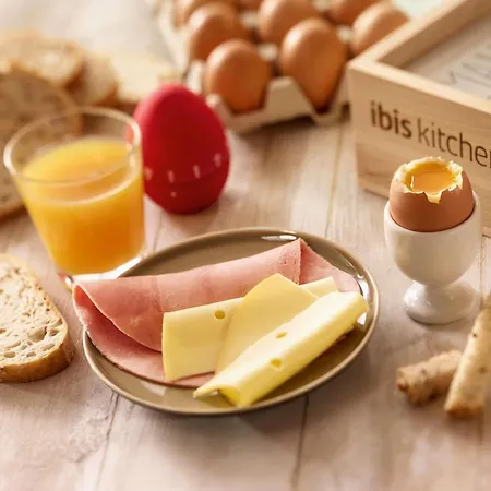 Ibis Coeur De Normandie Otel