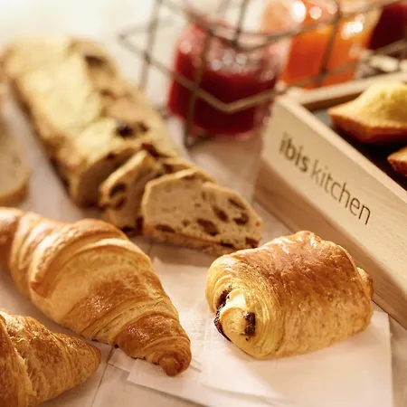 ホテル Ibis Coeur De Normandie 3*