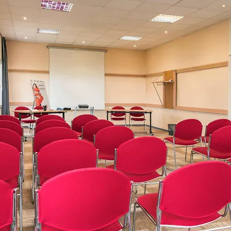 Hotel Ibis Coeur De Normandie Falaise (Calvados)