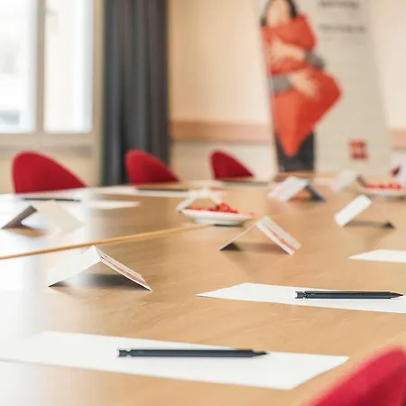 Ibis Coeur De Normandie Hotel Falaise (Calvados)