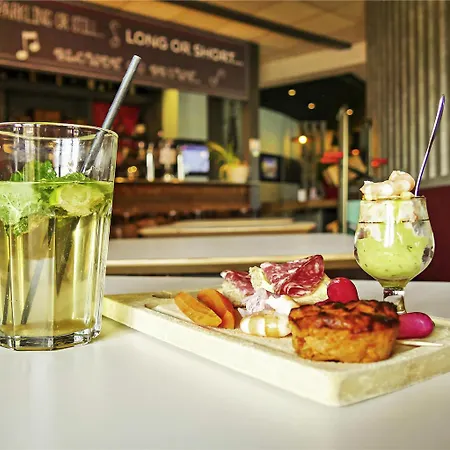 Ibis Coeur De Normandie Hotel 3*