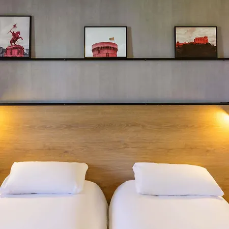 מלון Ibis Coeur De Normandie 3*
