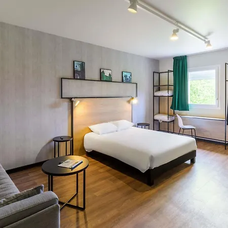 Ibis Coeur De Normandie פאלז