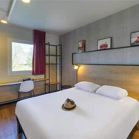 מלון Ibis Coeur De Normandie פאלז