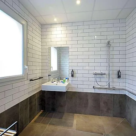 Hotel Ibis Coeur De Normandie 3*