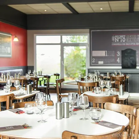 Hotel Ibis Falaise Coeur De Normandie 3*