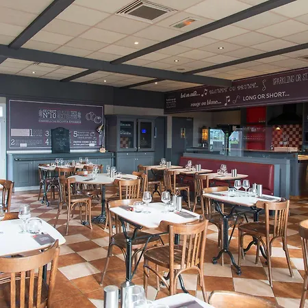 Ibis Coeur De Normandie Hotel 3*