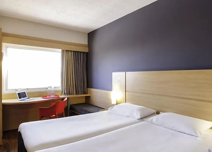 Ibis Coeur De Normandie 호텔 3*
