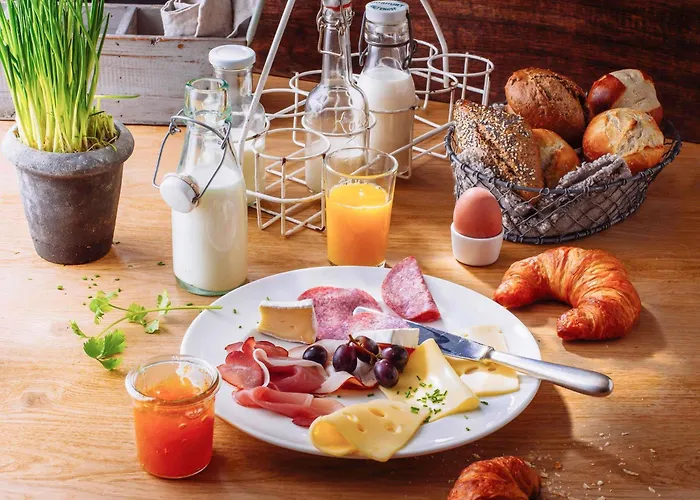 Ibis Coeur De Normandie 3* 팔레즈