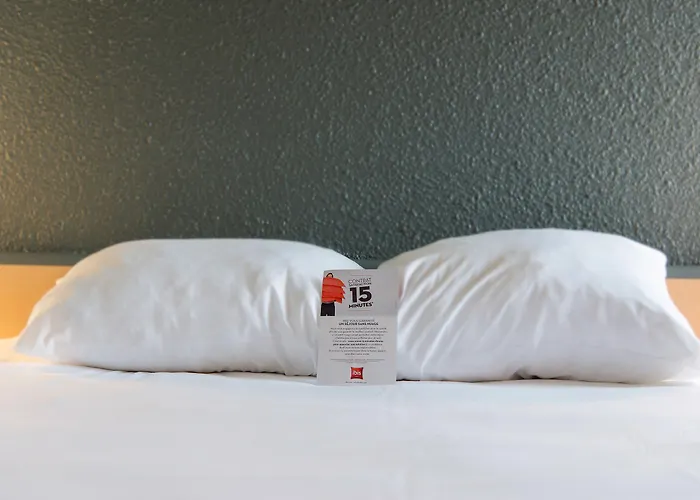 호텔 Ibis Coeur De Normandie 3*