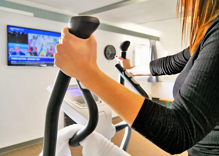 Hotel Ibis Coeur De Normandie 3*