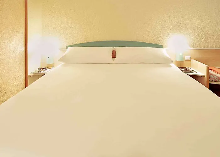 호텔 Ibis Coeur De Normandie 3*